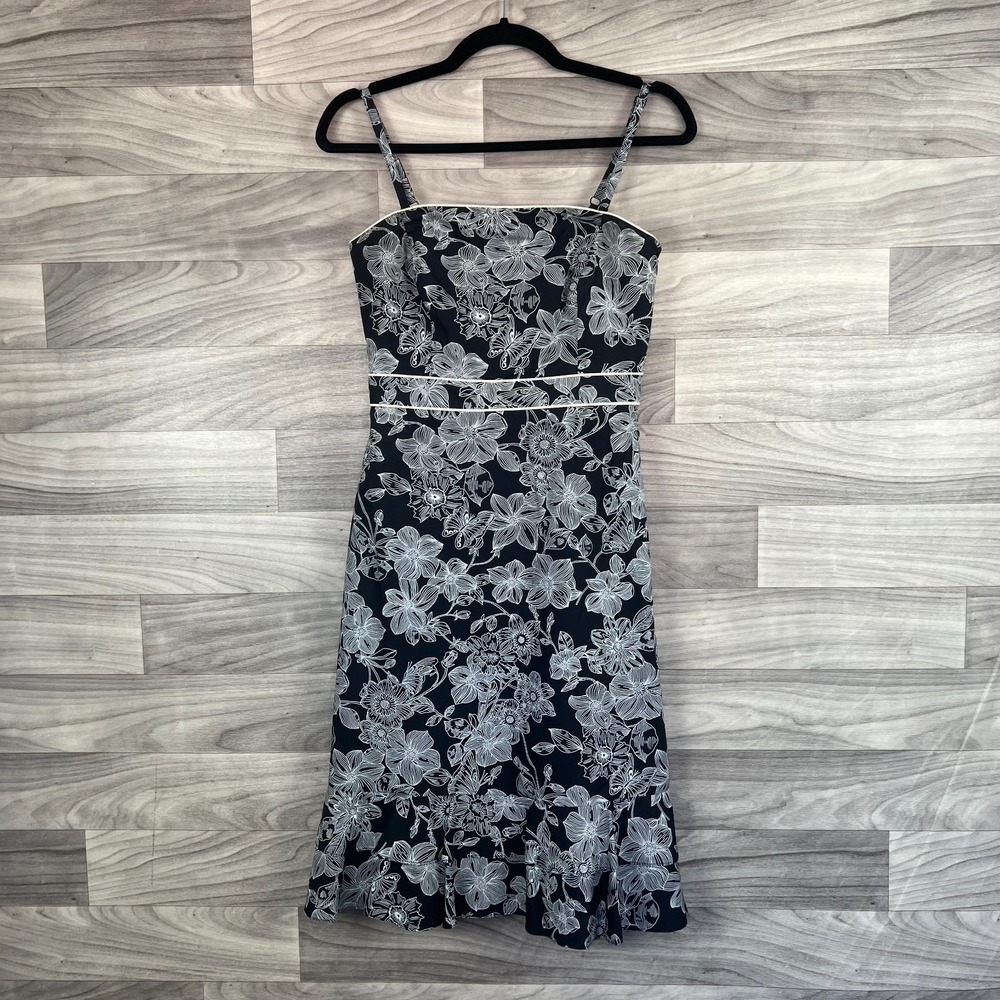 Ann Taylor Loft Strapless Dress Women's Size 0 Black White A-Line Floral Print